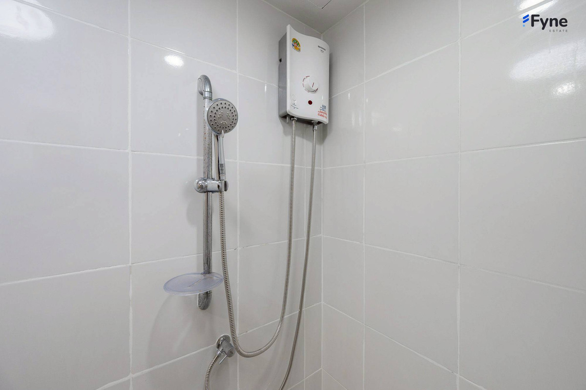 For SaleCondoKasetsart, Ratchayothin : The Niche ID Lat Phrao-Wang Hin 7 minutes MRT Phawana (1.8km)