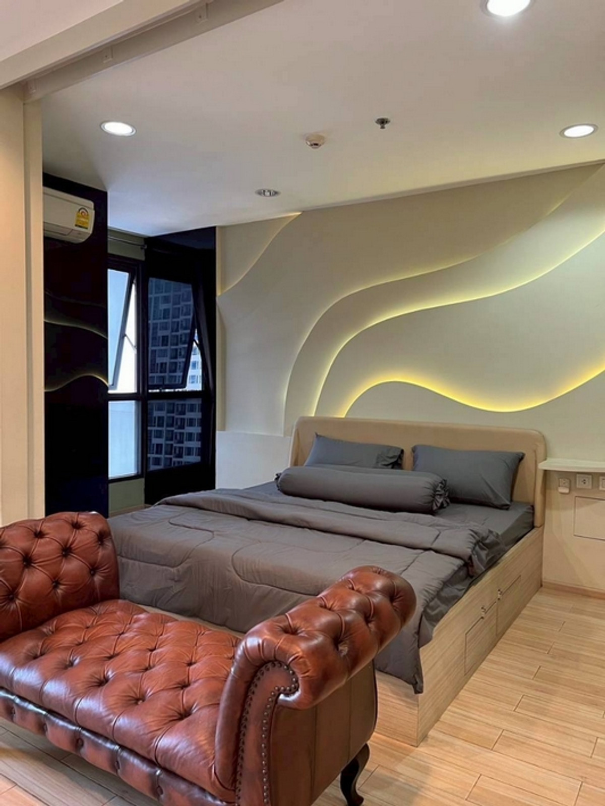 ให้เช่าคอนโดราชเทวี พญาไท : ให้เช่า ไอดีโอ คิว สยาม - ราชเทวี ขนาด 34 ตรม. ตกแต่งเฟอร์นิเจอร์ ครบครัน ใกล้ BTS ราชเทวี