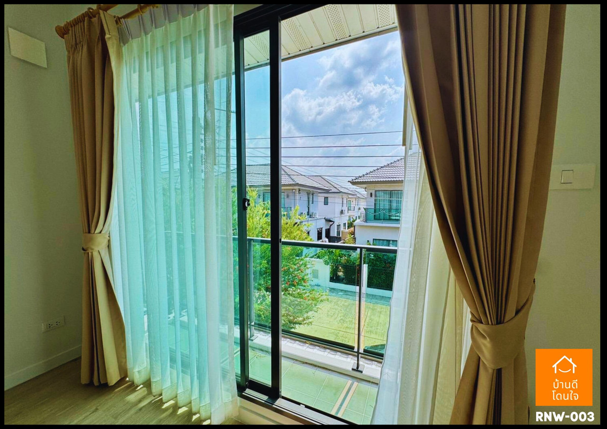 For RentNonthaburi, Bang Yai, Bangbuathong : Twin house for rent, Perfect Park Westgate (36.7 sq m.), 4 bedrooms, 3 bathrooms, ready to move in.