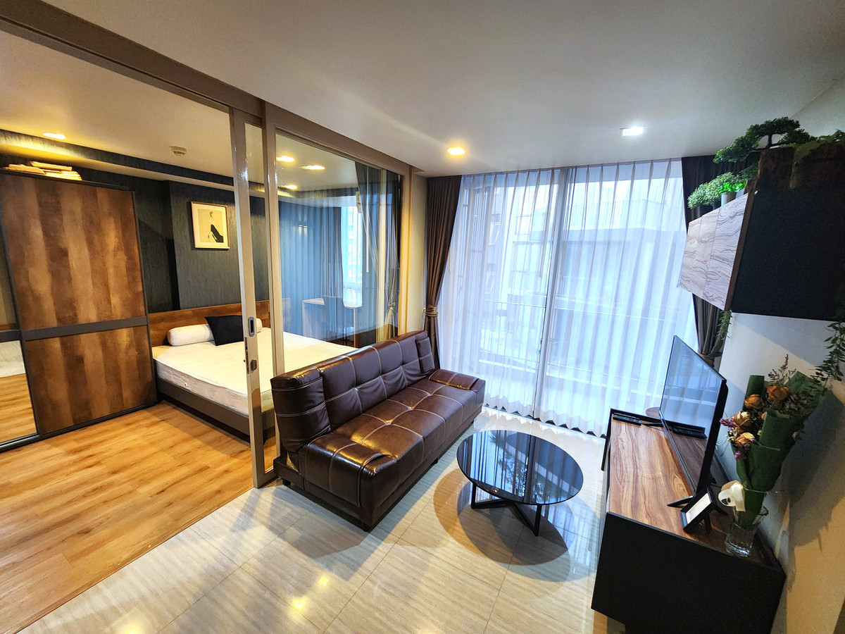 For RentCondoSukhumvit, Asoke, Thonglor : Ready to RENT ! Downtown49 Condo, Fully Furnished, PET-ALLOWED!