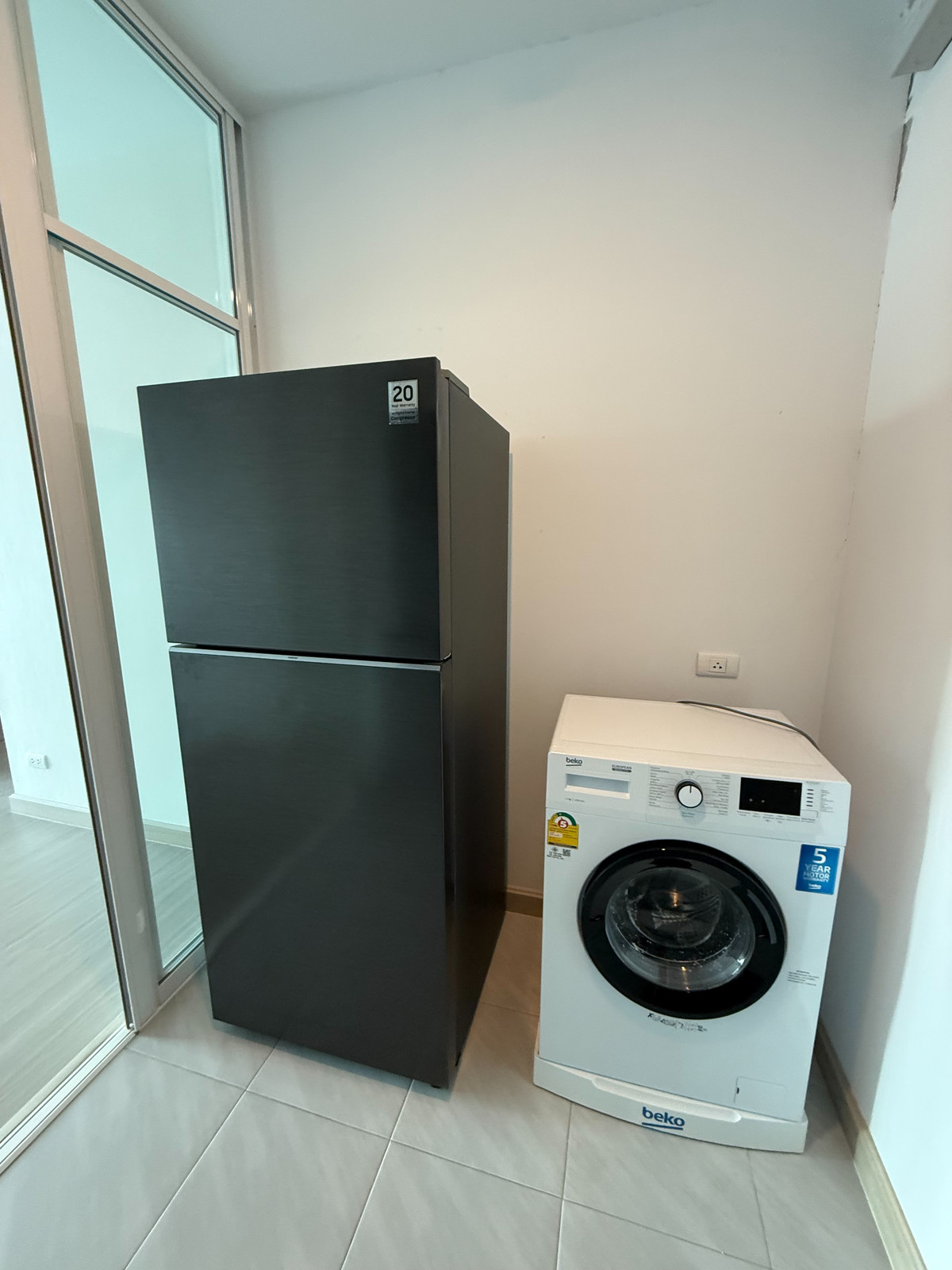 For RentCondoThaphra, Talat Phlu, Wutthakat : Supalai Loft Sathorn Ratchapruek【𝐑𝐄𝐍𝐓】🔥High-ceilinged loft with an open-plan structure, giving it a cool studio feel and plenty of room for further customization!🔥 Contact Line ID: @hacondo