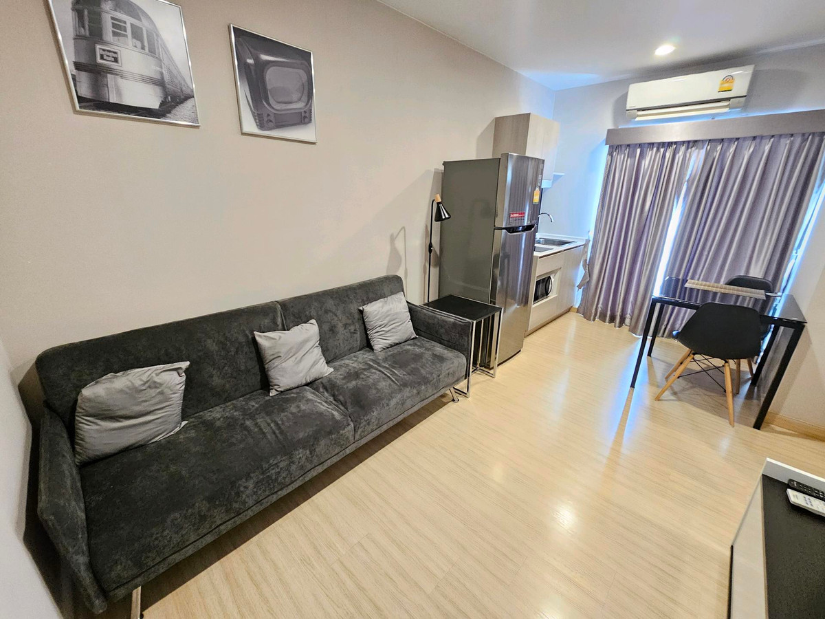 For RentCondoOnnut, Udomsuk : Beautifully decorated room available for rent, 1 bedroom, 1 bathroom, The Tree On Nut Station.