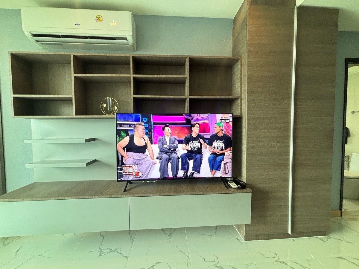 ให้เช่าคอนโดอ่อนนุช อุดมสุข : ✨ ให้เช่าคอนโดหรู Rare Layout ห้องมุมโค้ง วิวเมืองกรุงเทพชั้นสูง สวยมาก
📍 โครงการ Skywalk Residences
ใกล้ BTS พระโขนง เพียง 250 เมตร (เดิน 3 นาที) :25,000 THB/month 51ตรม