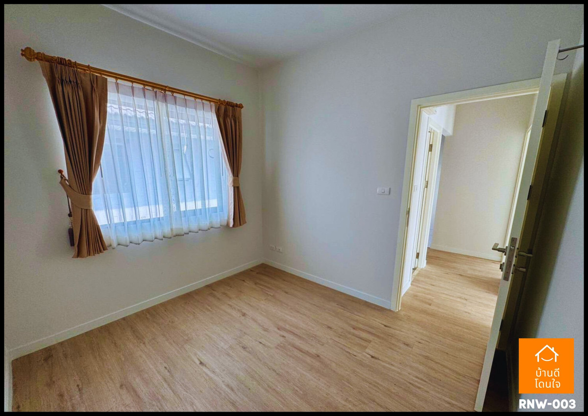 For RentNonthaburi, Bang Yai, Bangbuathong : Twin house for rent, Perfect Park Westgate (36.7 sq m.), 4 bedrooms, 3 bathrooms, ready to move in.