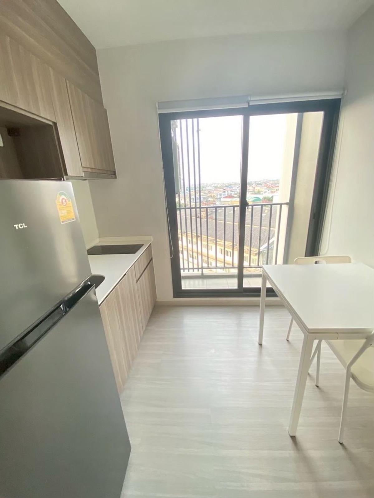 For RentCondoBang kae, Phetkasem : !!Guaranteed price Big room 35 sq m. Floor not high. 
🥰If next to MRT Phasi Charoen and Seacon Bang Khae Department Store Must be here 🥰