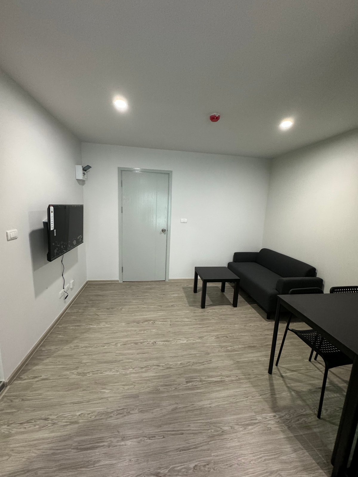 For RentCondoRamkhamhaeng, Hua Mak : Condo for rent - 200 meters - Airport Link Hua Mak -Condo Rye Hua Mak-