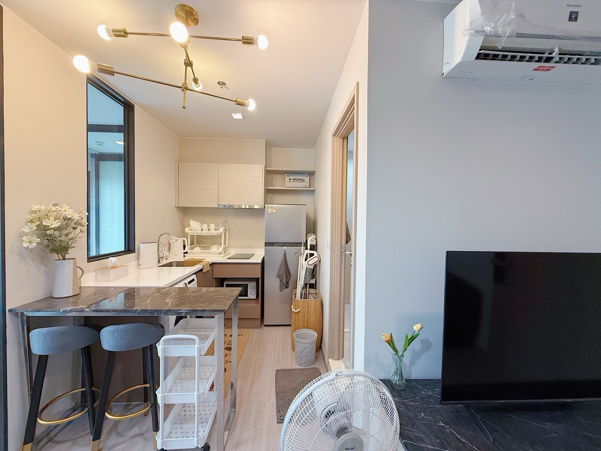 For RentCondoThaphra, Talat Phlu, Wutthakat : ⭐️ Life Sathorn Sierra ⭐️1 bedroom, 1 bathroom, 32 sq m. Beautiful room, decorated, ready to move in.