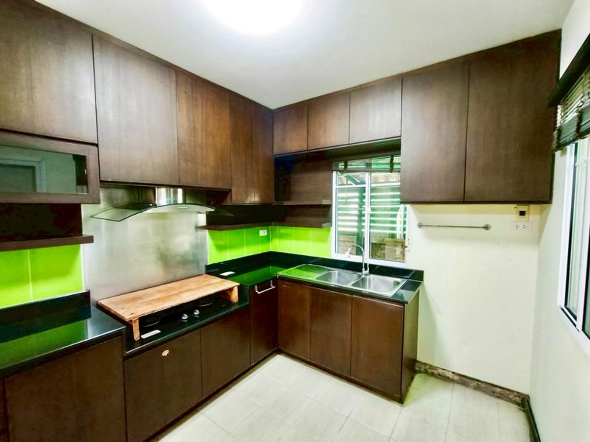 ขายบ้านลาดกระบัง สุวรรณภูมิ : ขายบ้านเดี่ยว 2 ชั้น หมู่บ้าน Passorn Prestige อ่อนนุช TYPE CRESENDO เนื้อที่ 50.7 ตารางวา 3 ห้องนอน แขวงประเวศ เขตประเวศ กรุงเทพมหานคร