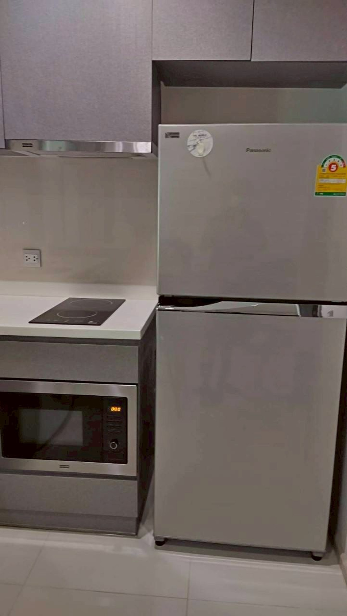 For RentCondoRatchathewi,Phayathai : For urgent rent, 2 bedrooms, 1 bathroom, Rhythm Rangnam, Rhythm Rangnam (ready to move in)