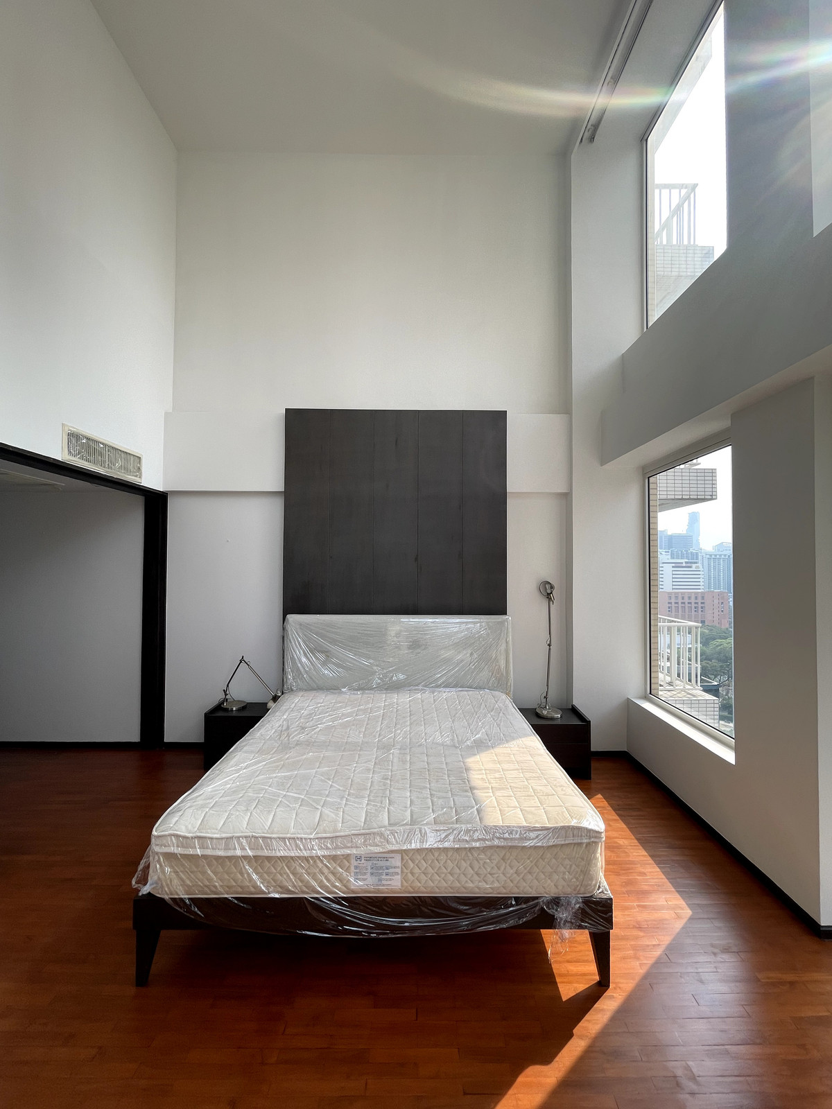 For SaleCondoWitthayu, Chidlom, Langsuan, Ploenchit : Condo for sale, Langsuan Ville, 2 bedrooms, 151.19 sq m, Lang Suan area, near BTS Chidlom, near Lumpini Park, convenient travel.