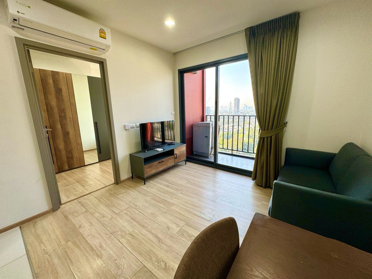 ให้เช่าคอนโดพระราม 9 เพชรบุรีตัดใหม่ RCA : ให้เช่า The Base Garden Rama9 ห้องมุม พร้อมอยู่