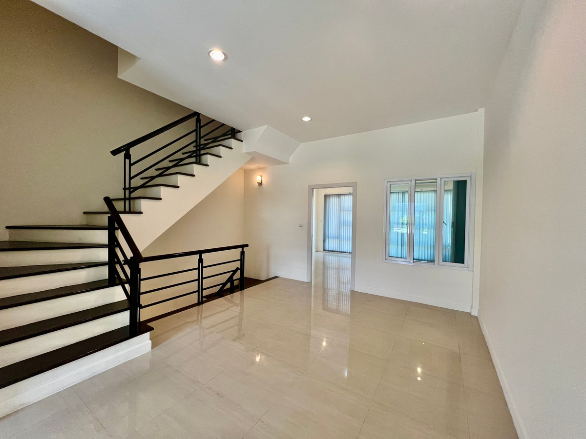 ให้เช่าทาวน์โฮมเกษตร นวมินทร์ ลาดปลาเค้า : ให้เช่า Townhome 4 ชั้น Premium Place Ekkamai–Ramintra 2 | เหมาะทำโฮมออฟฟิศ | พื้นที่ใหญ่ ทำเลเลียบด่วน
