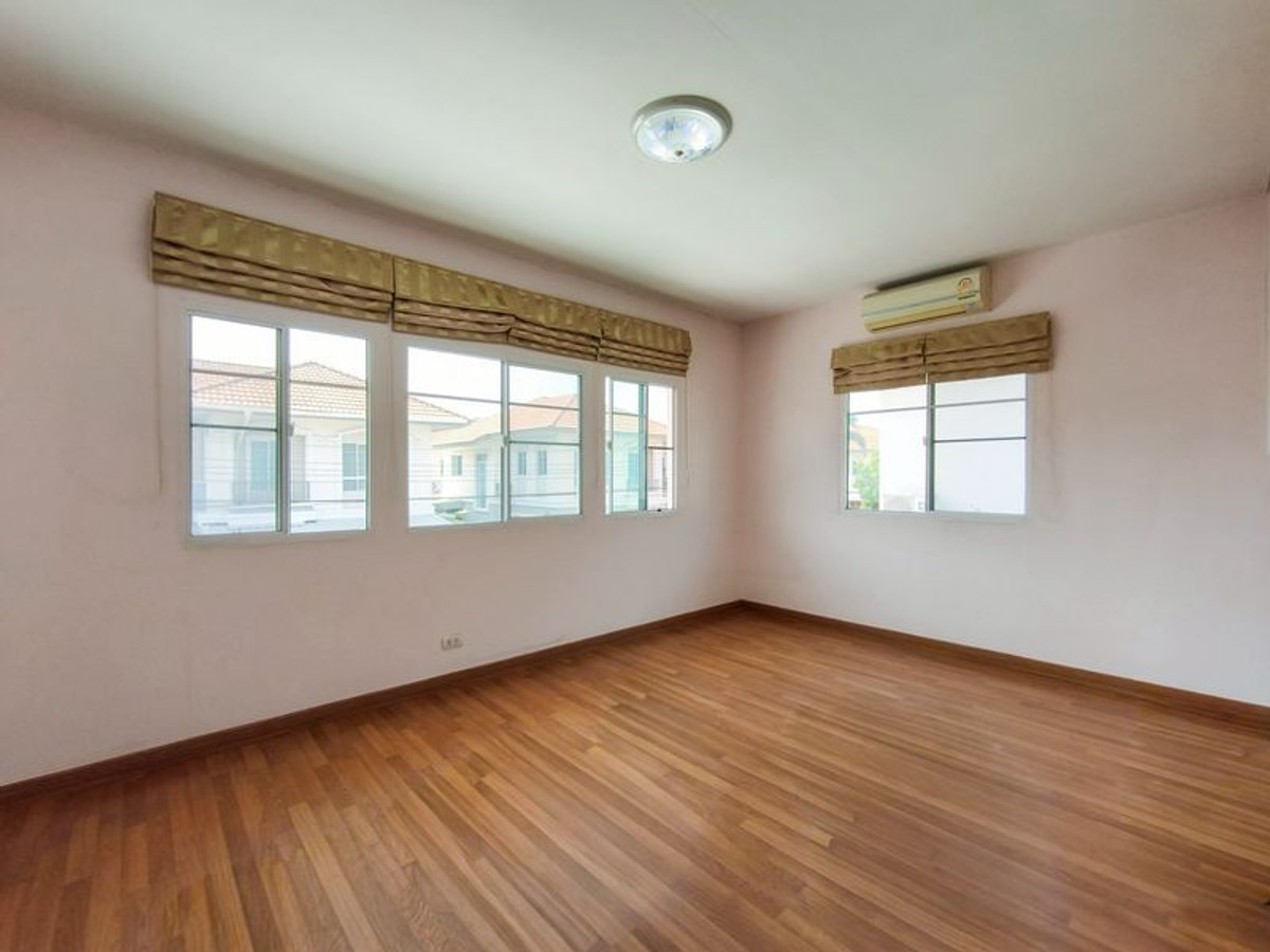 ขายบ้านลาดกระบัง สุวรรณภูมิ : ขายบ้านเดี่ยว 2 ชั้น หมู่บ้าน Passorn Prestige อ่อนนุช TYPE CRESENDO เนื้อที่ 50.7 ตารางวา 3 ห้องนอน แขวงประเวศ เขตประเวศ กรุงเทพมหานคร