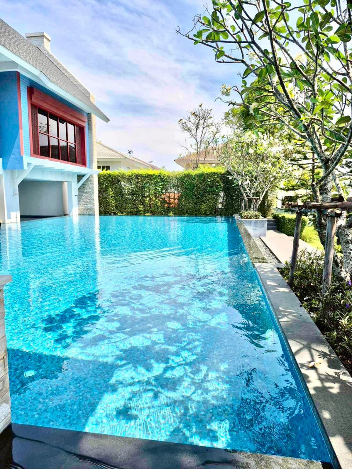 For SaleHousePhutthamonthon, Salaya : 2-story detached house for sale, Villaggio Village (Pinklao - Salaya), good location, near Mahidol University, area 56.6 square meters, 3 bedrooms, Sala Sala Subdistrict, Bang Kruai District, Nonthaburi Province.