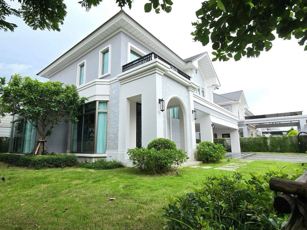 For RentHouseLadkrabang, Suwannaphum Airport : For rent: Luxurious detached house, Perfect Masterpiece Village 4, Sukhumvit 77.
