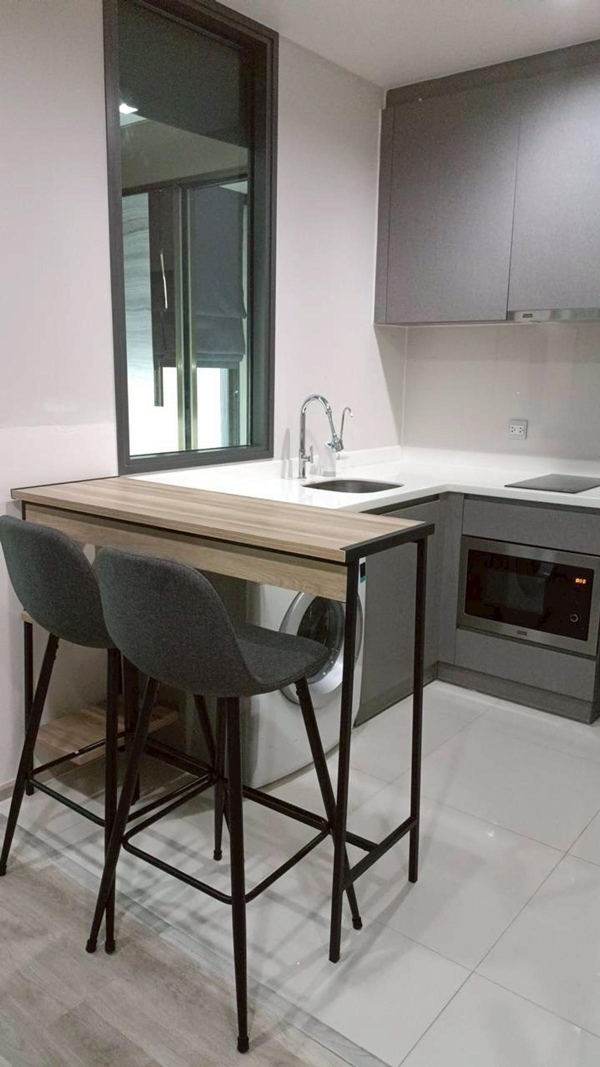 For RentCondoRatchathewi,Phayathai : For urgent rent, 2 bedrooms, 1 bathroom, Rhythm Rangnam, Rhythm Rangnam (ready to move in)