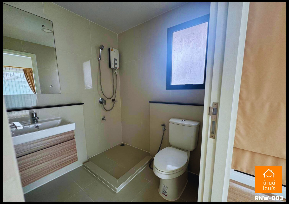 For RentNonthaburi, Bang Yai, Bangbuathong : Twin house for rent, Perfect Park Westgate (36.7 sq m.), 4 bedrooms, 3 bathrooms, ready to move in.