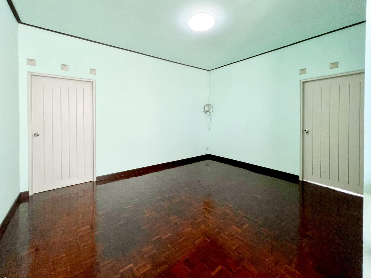 ให้เช่าบ้านเกษตรศาสตร์ รัชโยธิน : บ้านให้เช่า อยู่อาศัยหรือทำออฟฟิศ ใกล้รถไฟฟ้าพหล59  ม.ราชตฤนมัย