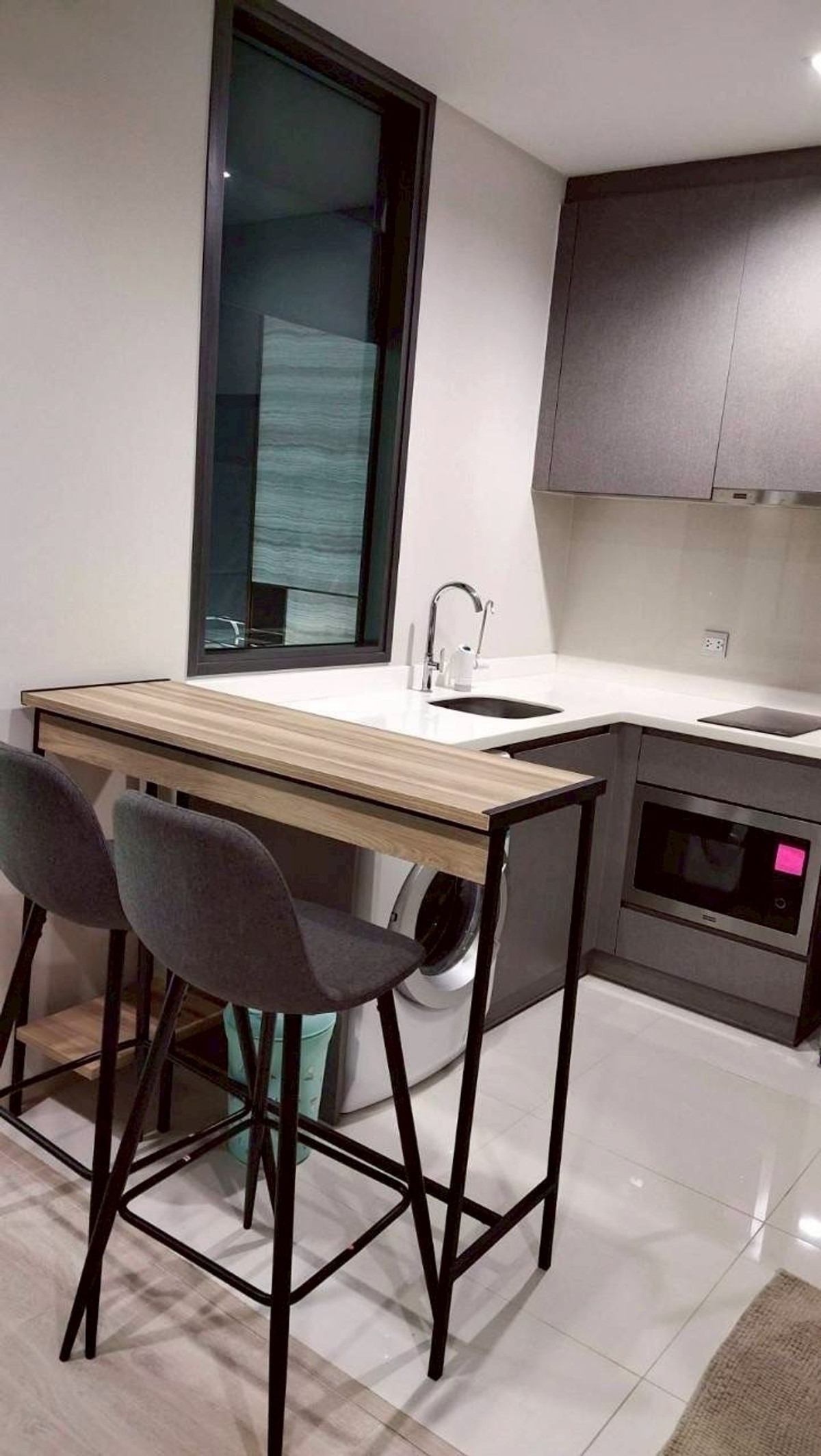 For RentCondoRatchathewi,Phayathai : For urgent rent, 2 bedrooms, 1 bathroom, Rhythm Rangnam, Rhythm Rangnam (ready to move in)