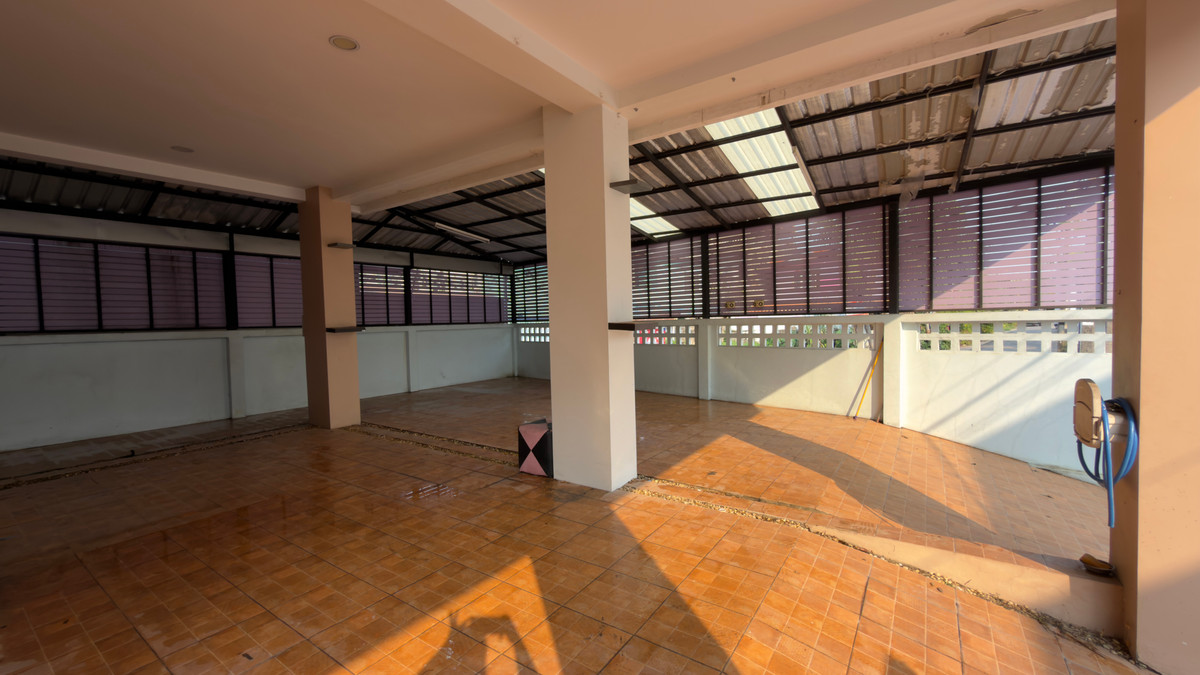 ขายบ้านเลียบทางด่วนรามอินทรา : หลุดจอง‼️บ้านเดี่ยวหลังมุม ทำเลดี  ใกล้เลียบด่วน เดินทางสะดวก และที่สำคัญ…ราคาถูกกว่าตลาดมาก ราคานี้หาไม่ได้อีกแล้ว ✅🔥🚨  ลดเหลือเพียง 5.9 ล้านบาท