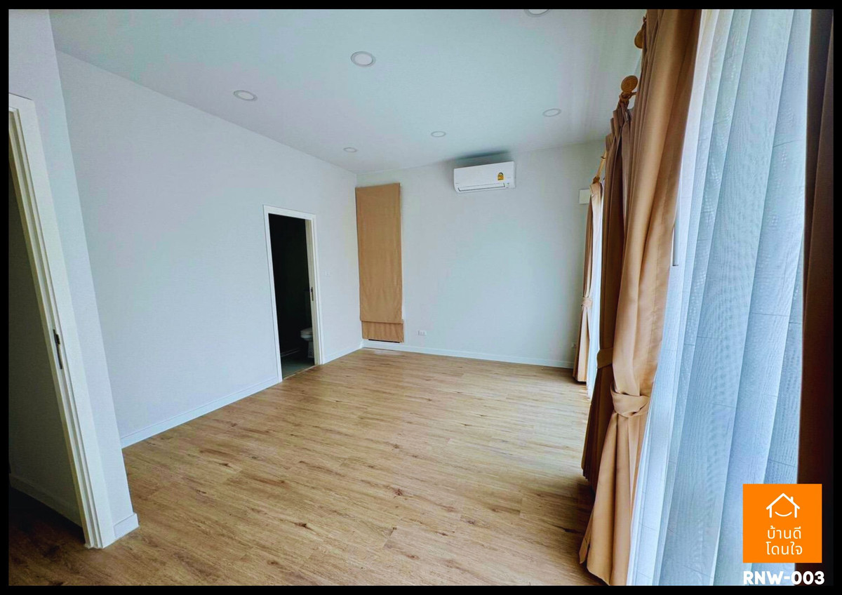 For RentNonthaburi, Bang Yai, Bangbuathong : Twin house for rent, Perfect Park Westgate (36.7 sq m.), 4 bedrooms, 3 bathrooms, ready to move in.