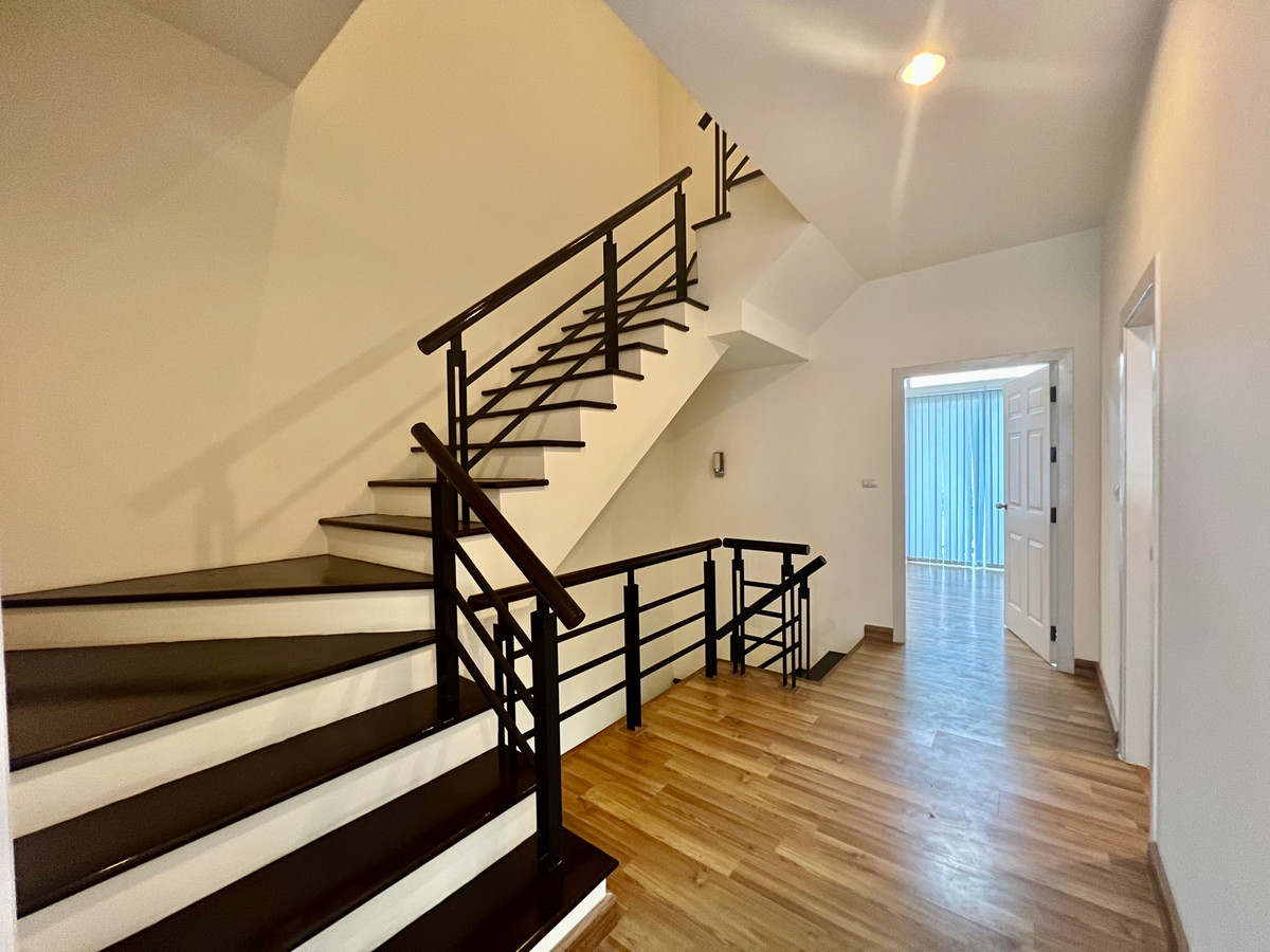 ให้เช่าทาวน์โฮมเกษตร นวมินทร์ ลาดปลาเค้า : ให้เช่า Townhome 4 ชั้น Premium Place Ekkamai–Ramintra 2 | เหมาะทำโฮมออฟฟิศ | พื้นที่ใหญ่ ทำเลเลียบด่วน