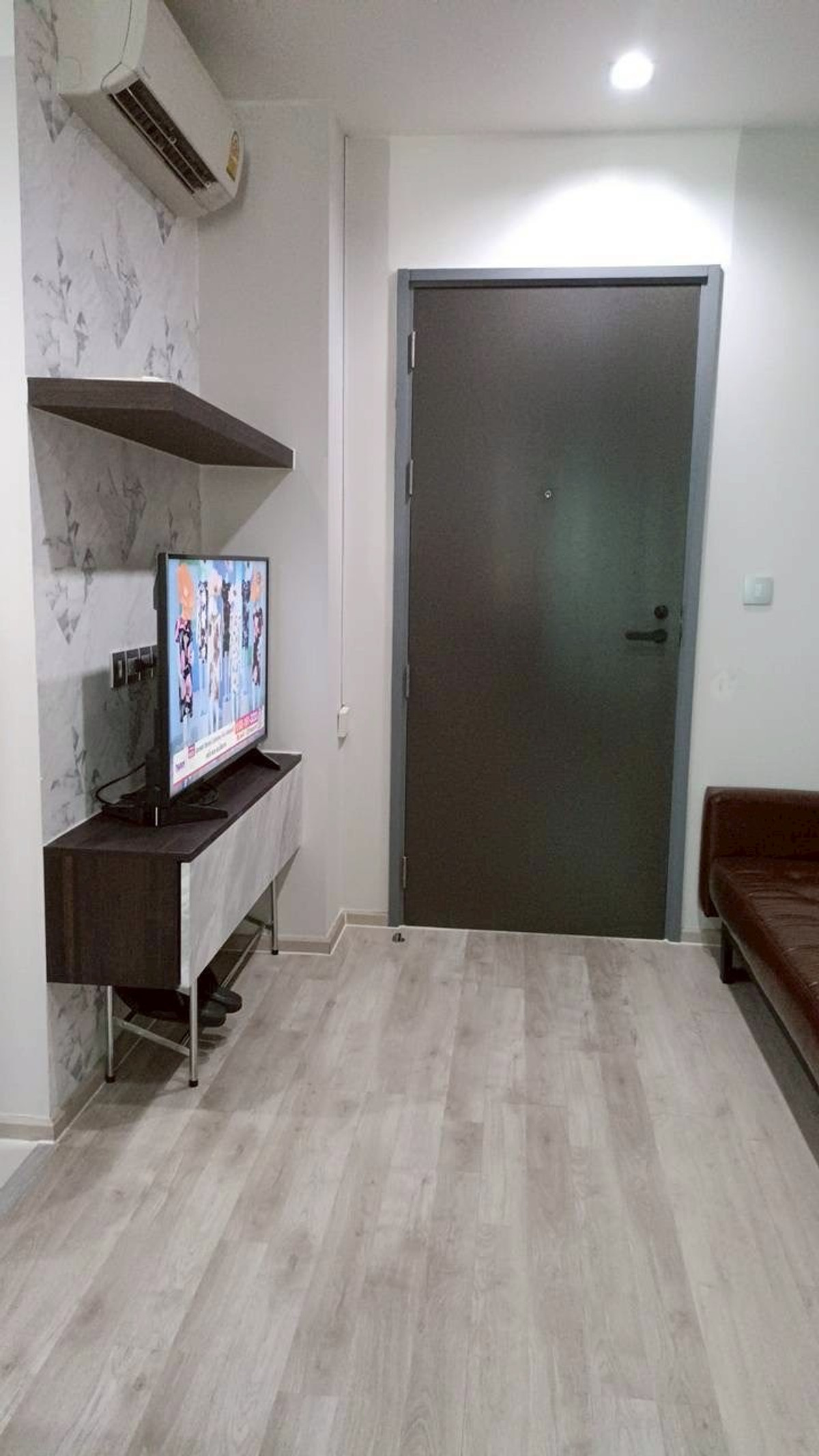 For RentCondoRatchathewi,Phayathai : For urgent rent, 2 bedrooms, 1 bathroom, Rhythm Rangnam, Rhythm Rangnam (ready to move in)