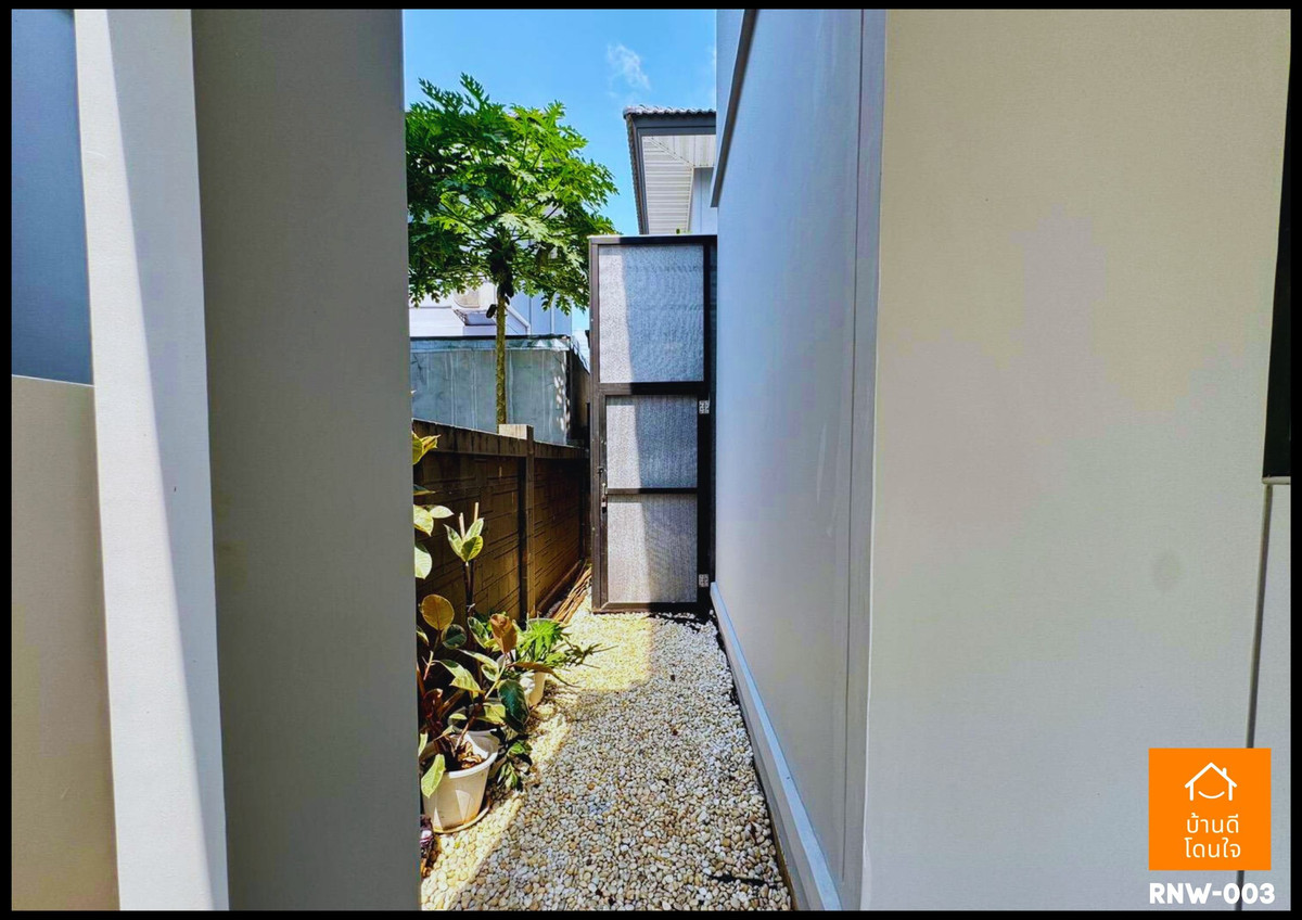 For RentNonthaburi, Bang Yai, Bangbuathong : Twin house for rent, Perfect Park Westgate (36.7 sq m.), 4 bedrooms, 3 bathrooms, ready to move in.