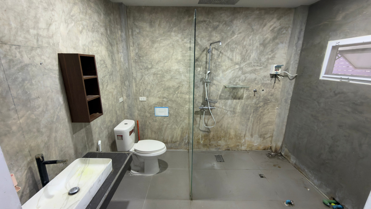 ขายบ้านเลียบทางด่วนรามอินทรา : หลุดจอง‼️บ้านเดี่ยวหลังมุม ทำเลดี  ใกล้เลียบด่วน เดินทางสะดวก และที่สำคัญ…ราคาถูกกว่าตลาดมาก ราคานี้หาไม่ได้อีกแล้ว ✅🔥🚨  ลดเหลือเพียง 5.9 ล้านบาท