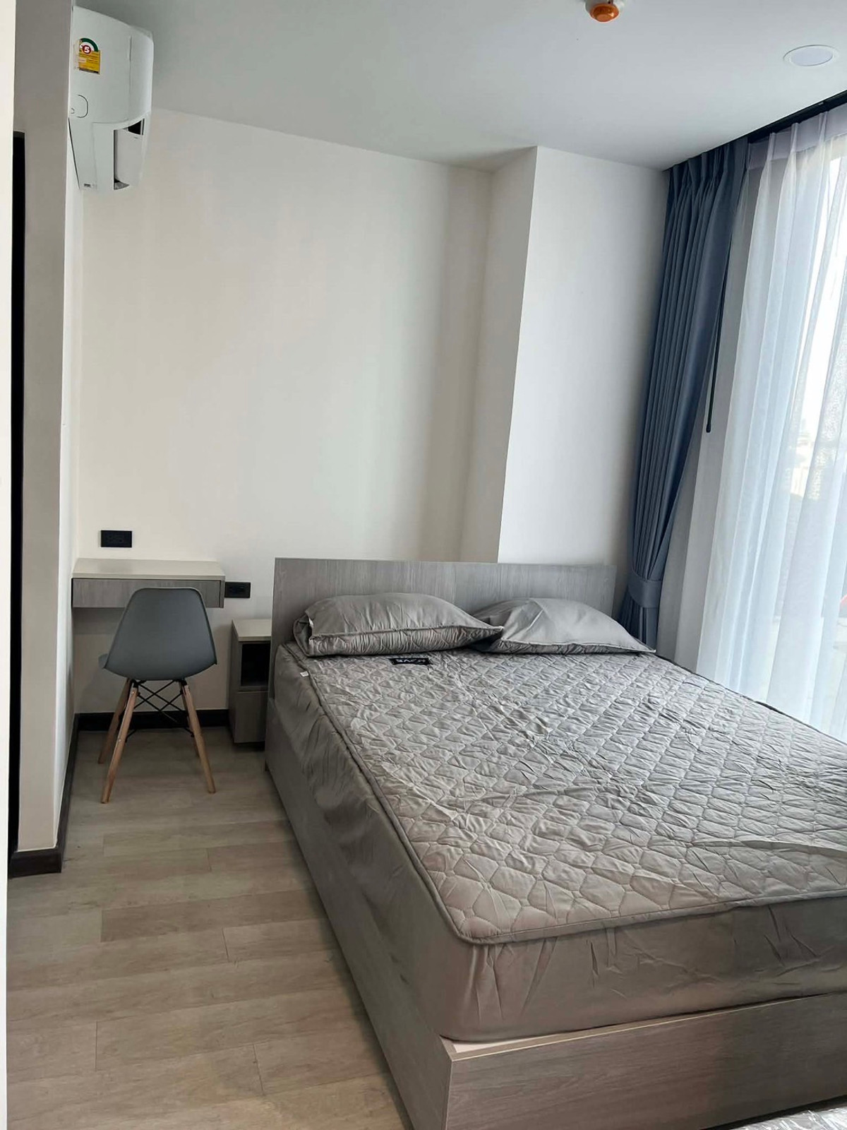 ให้เช่าคอนโดลาดพร้าว เซ็นทรัลลาดพร้าว : ให้เช่าคอนโด กรุ๊ฟ ไวบส์ ลาดพร้าว 18 ห้องใหม่ เฟอร์ใหม่ยกห้อง พร้อมอยู่