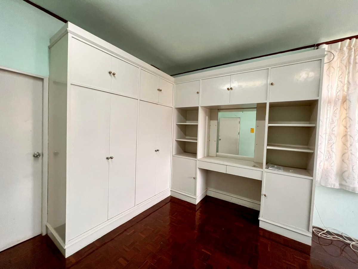 ให้เช่าบ้านเกษตรศาสตร์ รัชโยธิน : บ้านให้เช่า อยู่อาศัยหรือทำออฟฟิศ ใกล้รถไฟฟ้าพหล59  ม.ราชตฤนมัย