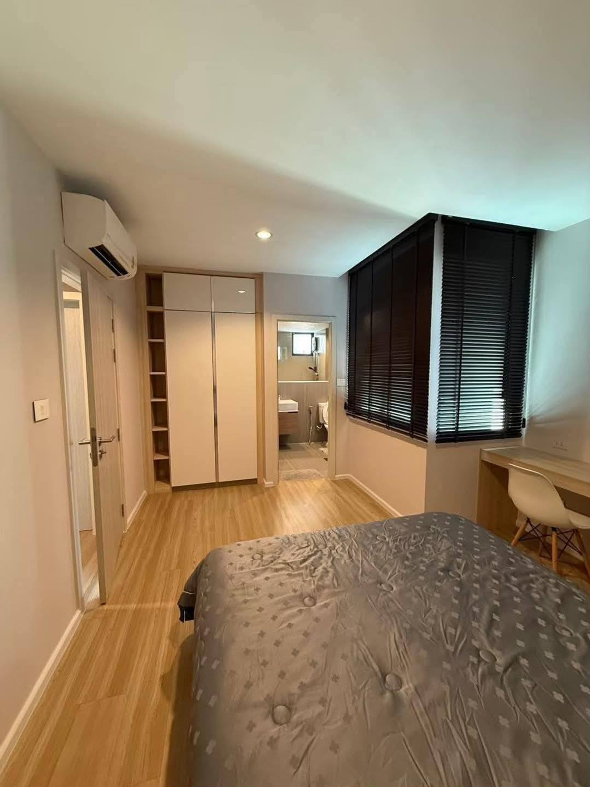 For RentTownhomePattanakan, Srinakarin : Townhome for rent, 3.5 floors