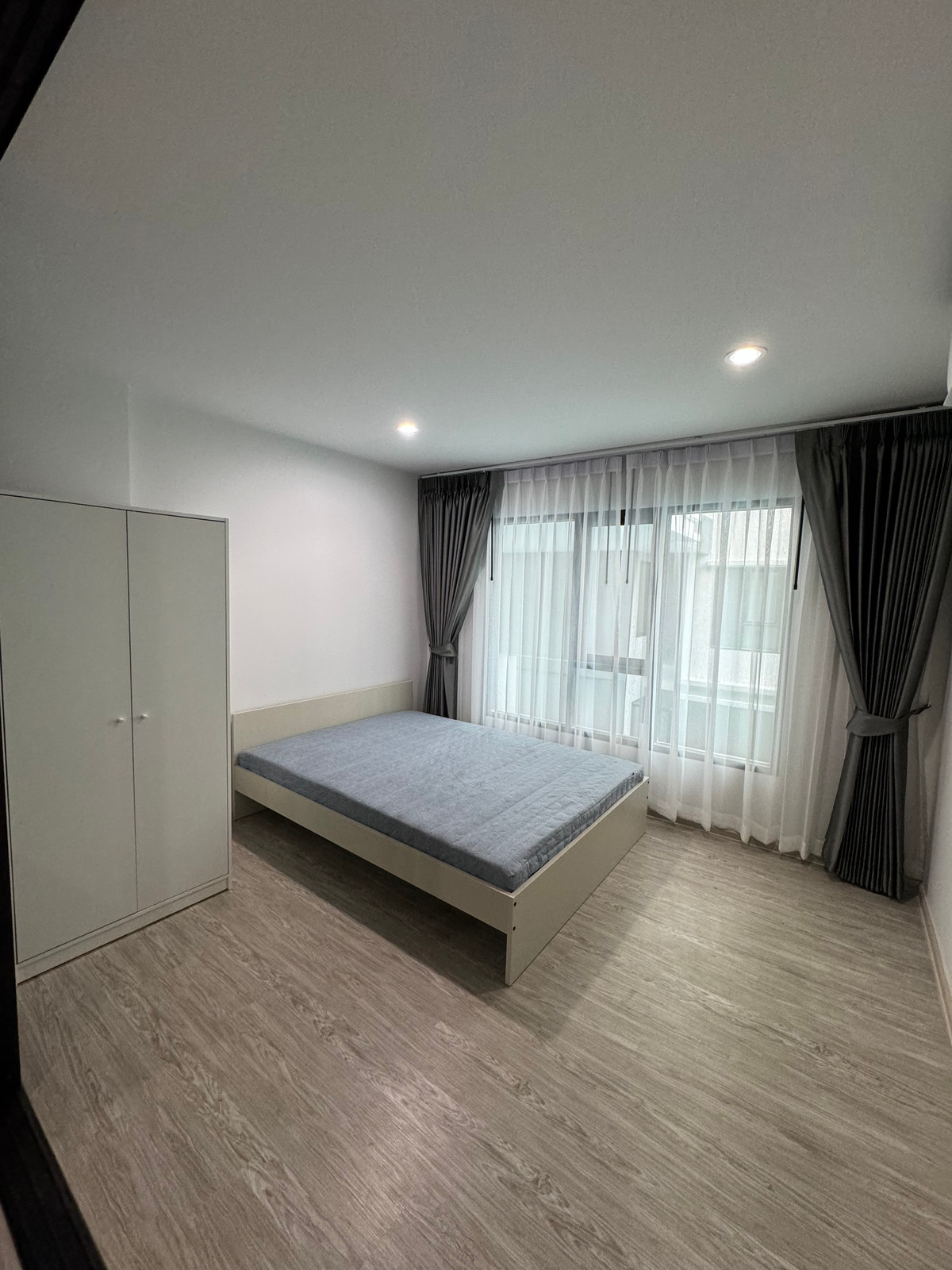 For RentCondoRamkhamhaeng, Hua Mak : Condo for rent - 200 meters - Airport Link Hua Mak -Condo Rye Hua Mak-