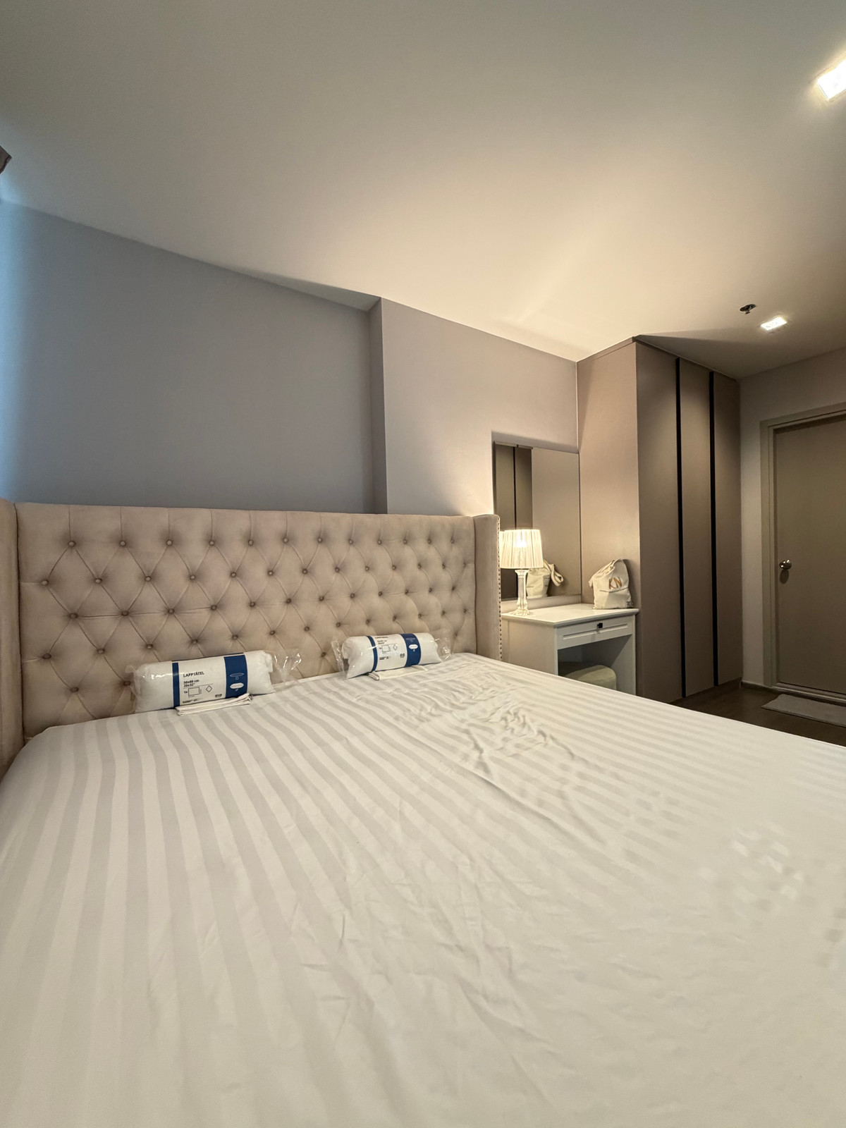 For RentCondoOnnut, Udomsuk : Ideo Sukhumvit 93 for rent, 1 bedroom, 37 sq m., with bathtub, king size bed.