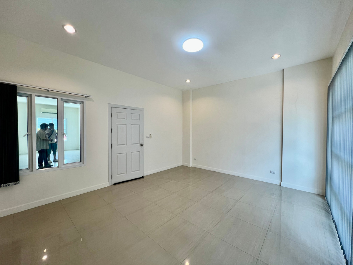 ให้เช่าทาวน์โฮมเกษตร นวมินทร์ ลาดปลาเค้า : ให้เช่า Townhome 4 ชั้น Premium Place Ekkamai–Ramintra 2 | เหมาะทำโฮมออฟฟิศ | พื้นที่ใหญ่ ทำเลเลียบด่วน