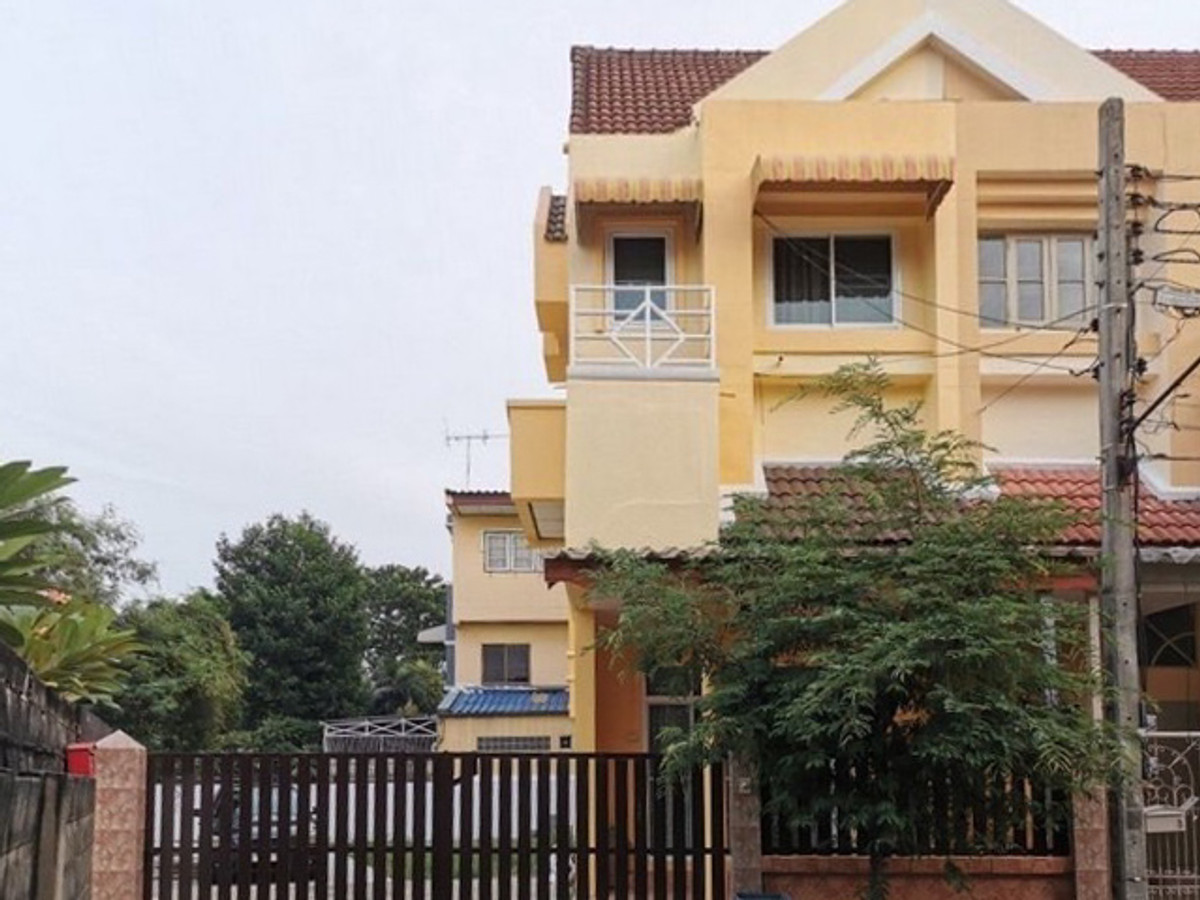 For SaleTownhomeSeri Thai, Ramkhamhaeng Nida : ทาวน์เฮ้าส์หลังริม จอดรถได้ถึง 5 คัน เหมาะทำ Home Office ใกล้แฟชั่นไอส์แลนด์ 🏢