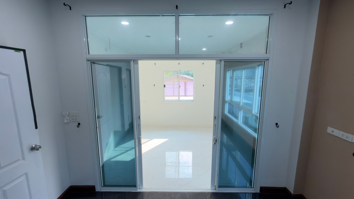 ขายบ้านเลียบทางด่วนรามอินทรา : หลุดจอง‼️บ้านเดี่ยวหลังมุม ทำเลดี  ใกล้เลียบด่วน เดินทางสะดวก และที่สำคัญ…ราคาถูกกว่าตลาดมาก ราคานี้หาไม่ได้อีกแล้ว ✅🔥🚨  ลดเหลือเพียง 5.9 ล้านบาท