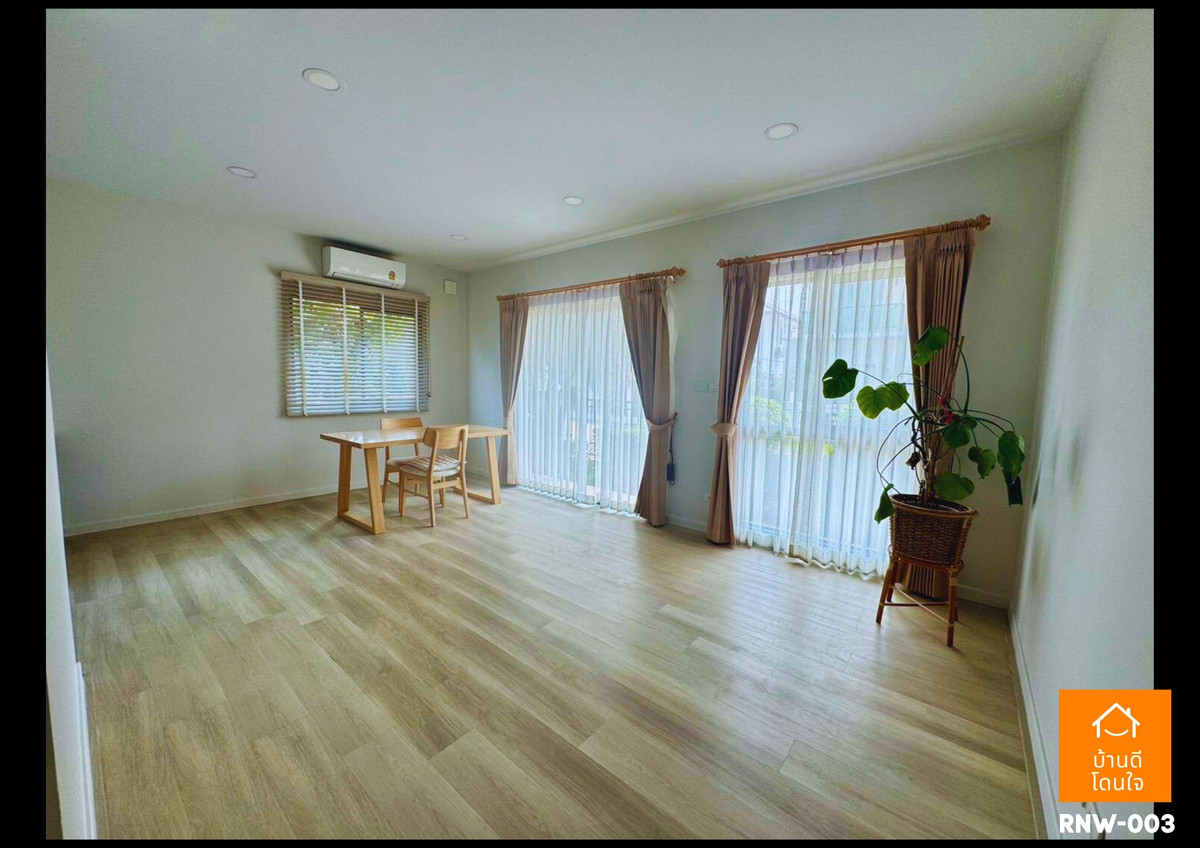 For RentNonthaburi, Bang Yai, Bangbuathong : Twin house for rent, Perfect Park Westgate (36.7 sq m.), 4 bedrooms, 3 bathrooms, ready to move in.