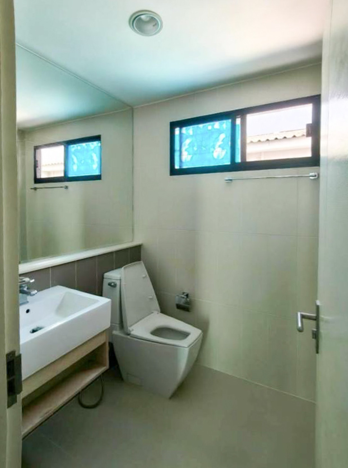 ขายทาวน์โฮมรามคำแหง หัวหมาก : ทาวน์โฮมใกล้ MRT สีส้ม รามคำแหง เชื่อมต่อได้ทั้งเส้น เลียบทางด่วน - รามคำแหง - พระราม 9 🚘