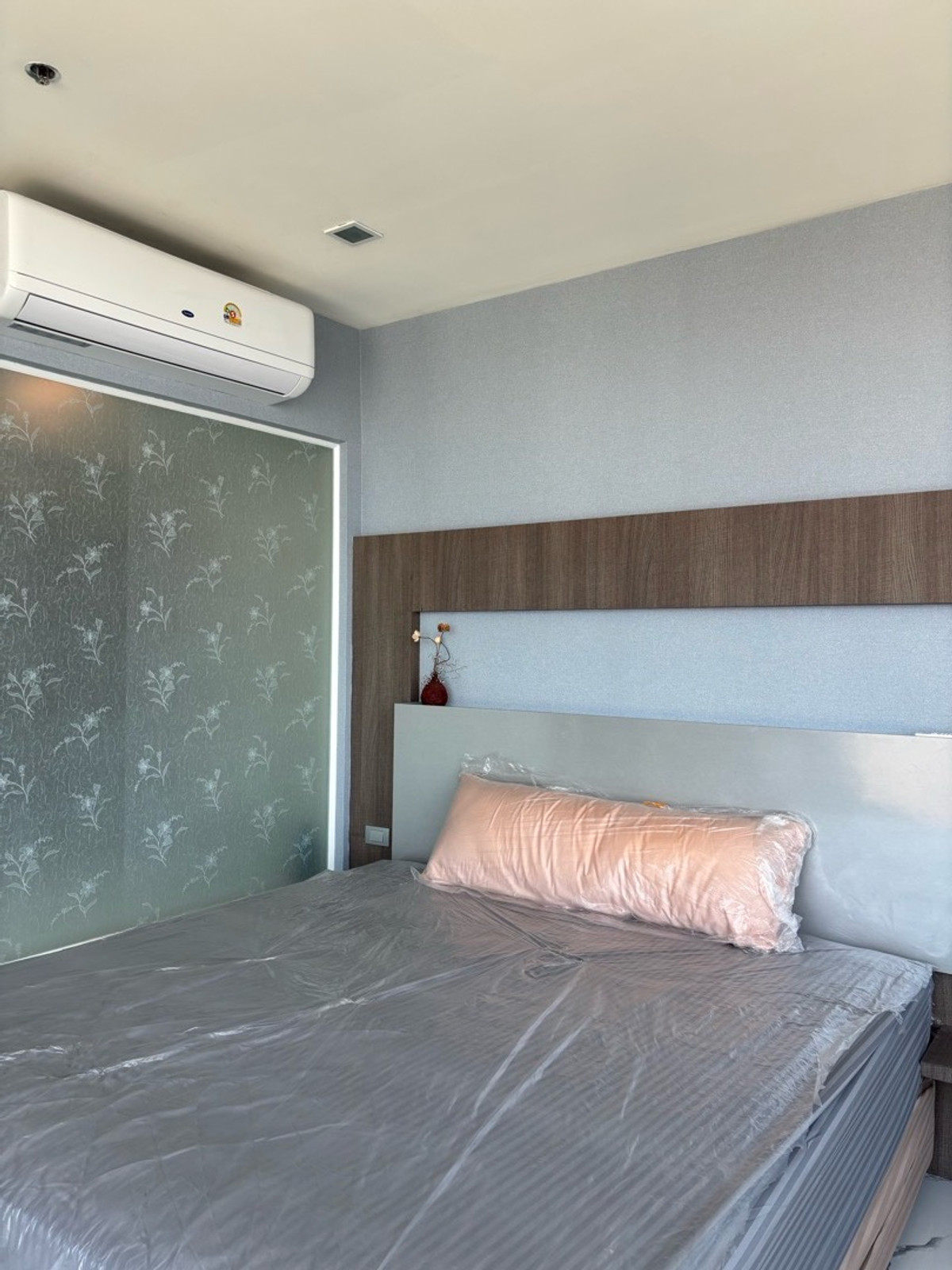 ให้เช่าคอนโดอ่อนนุช อุดมสุข : ✨ ให้เช่าคอนโดหรู Rare Layout ห้องมุมโค้ง วิวเมืองกรุงเทพชั้นสูง สวยมาก
📍 โครงการ Skywalk Residences
ใกล้ BTS พระโขนง เพียง 250 เมตร (เดิน 3 นาที) :25,000 THB/month 51ตรม