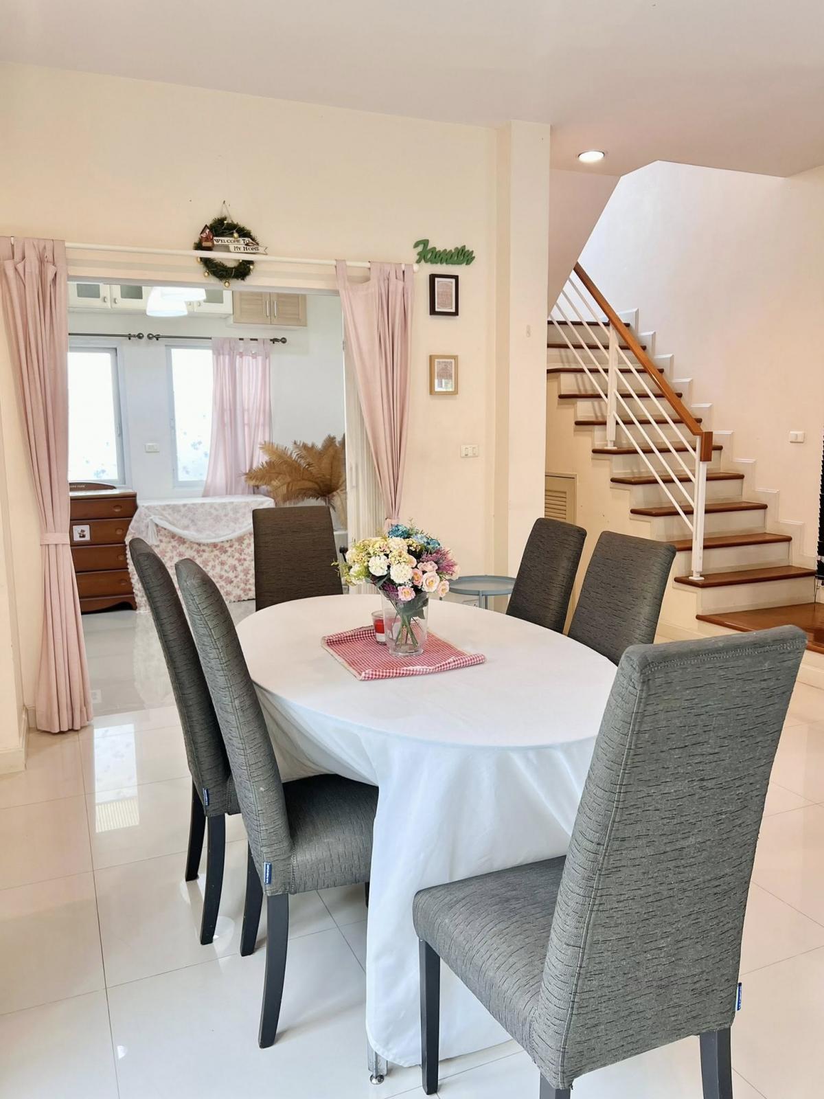 For SaleHouseLadkrabang, Suwannaphum Airport : 28/02/2026, House ready to move in, Perfect Place Sukhumvit 77, near Suvarnabhumi, 3 bedrooms, great price. 
Can be rented or bought Perfect for every lifestyle, starting at 45,000 baht/month