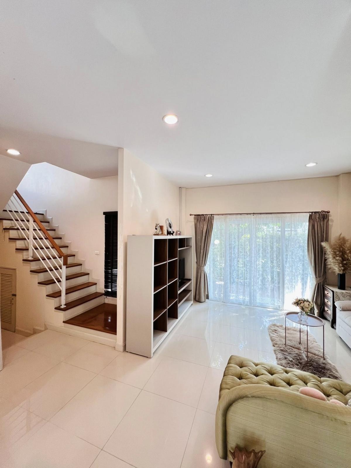 For SaleHouseLadkrabang, Suwannaphum Airport : 28/02/2026, House ready to move in, Perfect Place Sukhumvit 77, near Suvarnabhumi, 3 bedrooms, great price. 
Can be rented or bought Perfect for every lifestyle, starting at 45,000 baht/month