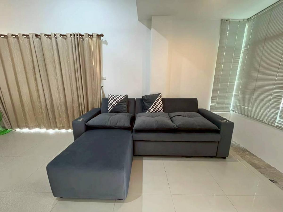 For RentTownhomeLadkrabang, Suwannaphum Airport : 28/02/2026, 3 bedroom detached house, The Metro Rama 9, ready to move in, near BTS. Rent for only 26,000 baht/month, meeting the needs of every urban lifestyle.