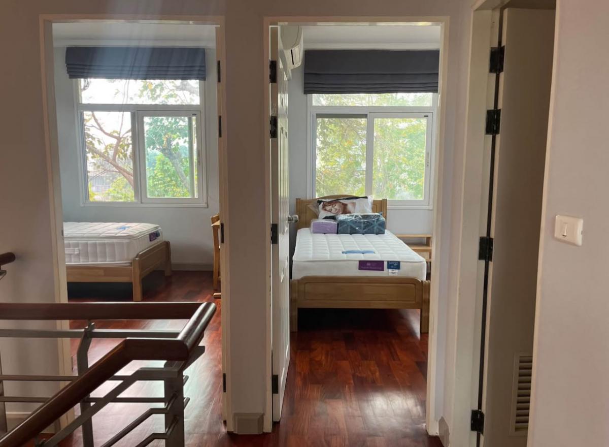 ให้เช่าบ้านนวมินทร์ รามอินทรา : 28/02/2026, เช่าบ้านเดี่ยว 3 นอน 3 น้ำ เฟอร์ครบ 58,000 บ./ด. 
มาสเตอร์พีซ เอกมัย-รามอินทรา เงียบสงบพร้อม รปภ. 24 ชม.