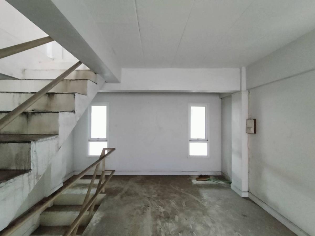 For SaleShop HouseMahachai Samut Sakhon : For Sale Comercial Building 4 floors Samutsakorn , Mahachai , Mueang Samut Sakhon , Samut Sakhon , CX-147272