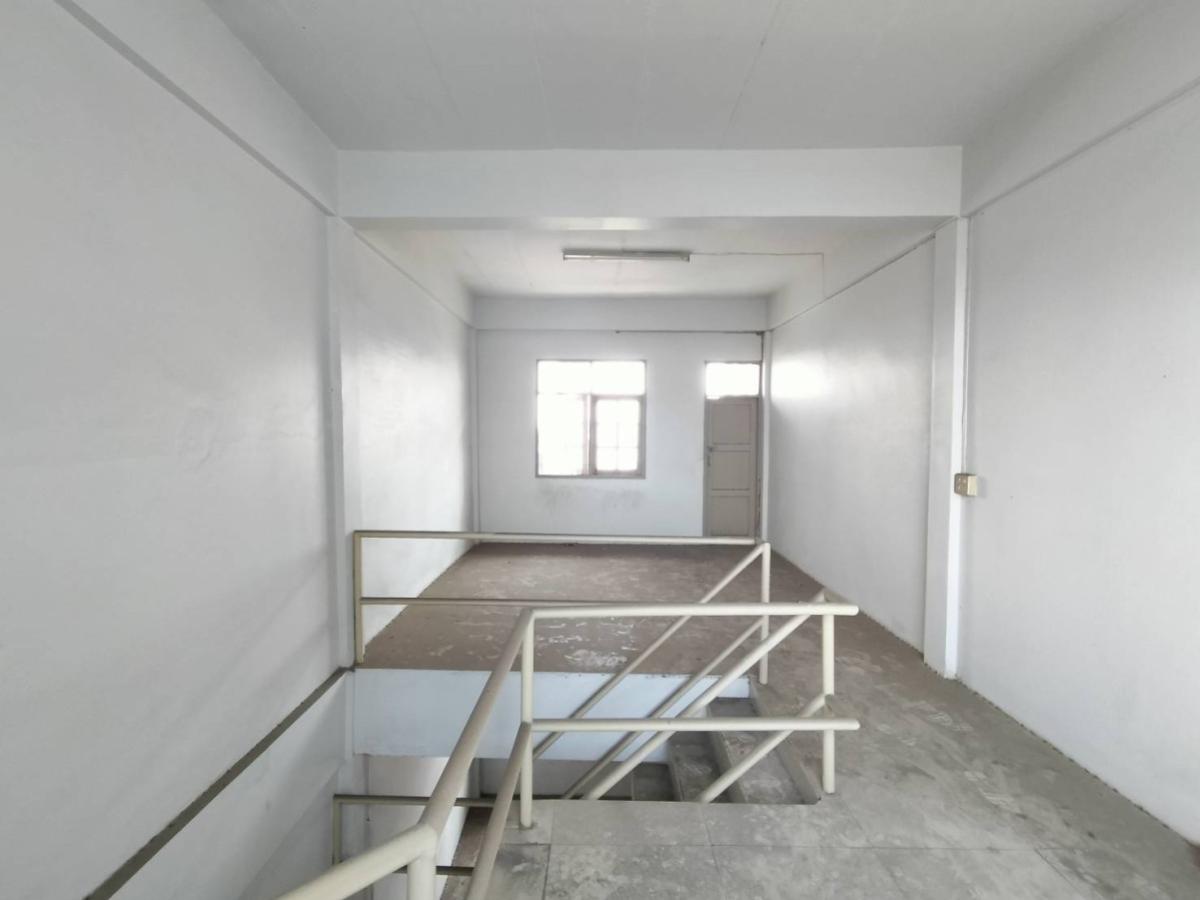 For SaleShop HouseMahachai Samut Sakhon : For Sale Comercial Building 4 floors Samutsakorn , Mahachai , Mueang Samut Sakhon , Samut Sakhon , CX-147272