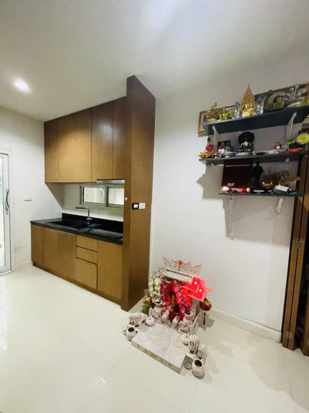 ขายบ้านเอกชัย บางบอน : ขายบ้าน  เนอวานา สาทร MRT-เพชรเกษม 48 จอมทอง เขต บางขุนเทียน กรุงเทพ CX-147291