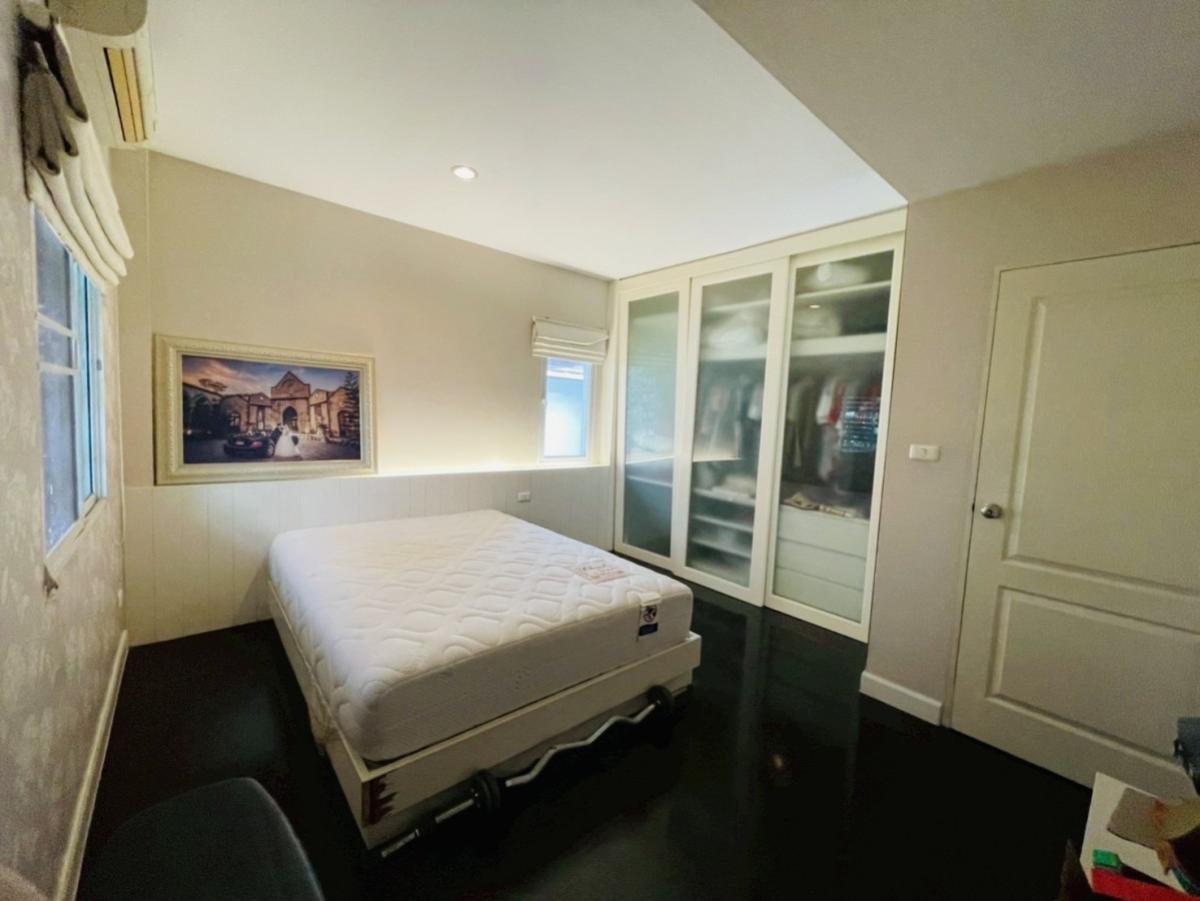 ขายบ้านเอกชัย บางบอน : ขายบ้าน  เนอวานา สาทร MRT-เพชรเกษม 48 จอมทอง เขต บางขุนเทียน กรุงเทพ CX-147291