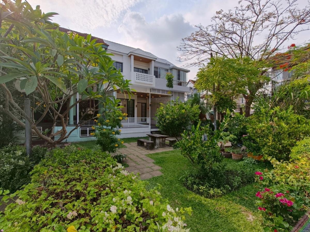 ขายทาวน์โฮมเกษตร นวมินทร์ ลาดปลาเค้า : ขายทาวน์เฮ้าส์/ทาวน์โฮม ไพรเวท วิลล่า รีโนเวทใหม่ หน้าบ้านติดสวน นวมินทร์ บึงกุ่ม กรุงเทพ CX-147467