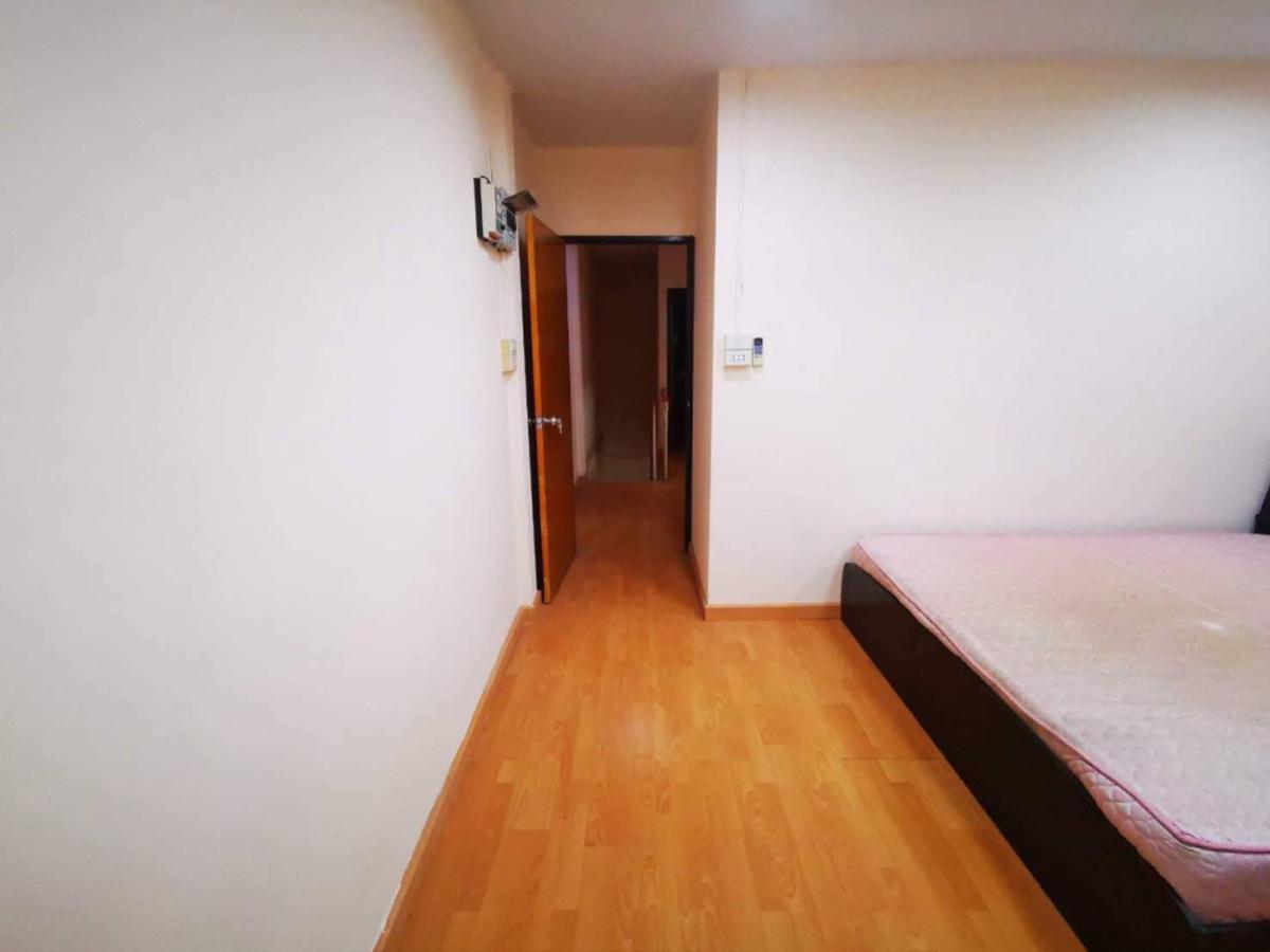 For SaleTownhomePathum Thani,Rangsit, Thammasat : For Sale Townhouse/Townhome  , Natthakan Village 4 , Lak Hok , Mueang Pathum Thani , Pathum Thani , CX-147452